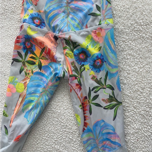 NIKE white leggings with tropical print - Picture 6 of 7